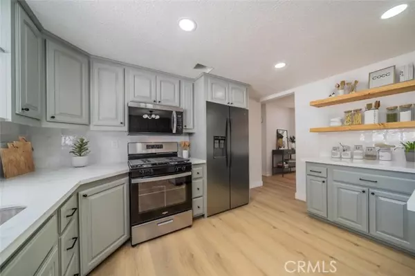 Menifee, CA 92587,28732 Paseo Diablo