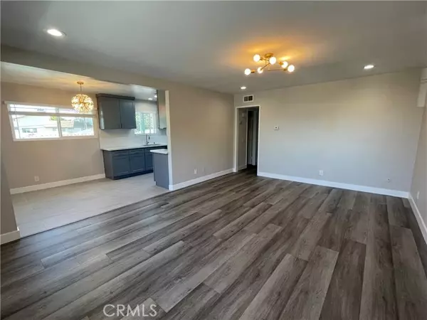 Garden Grove, CA 92840,10902 Lampson Avenue #2