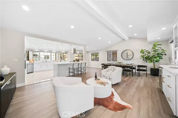 Yorba Linda, CA 92886,17841 Buena Vista Avenue