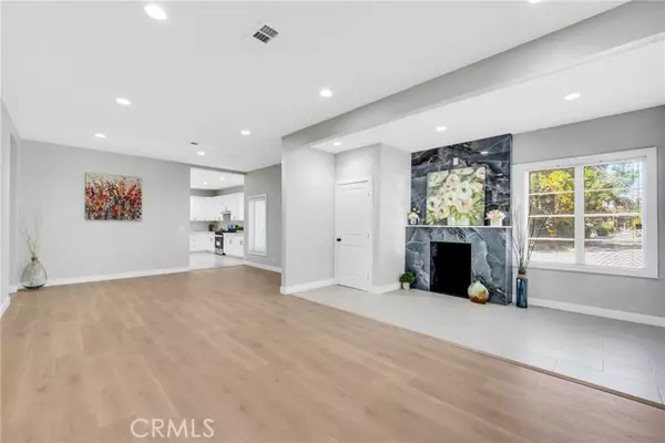 Pomona, CA 91767,404 E Kingsley Avenue