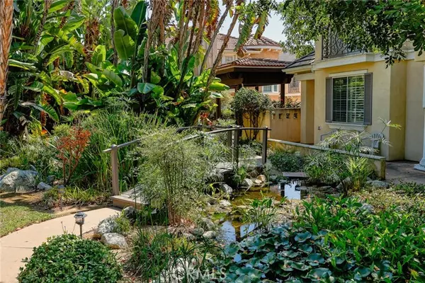 Arcadia, CA 91007,470 W Duarte #B