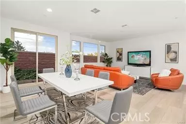 Chino, CA 91708,16391 Globetrotter