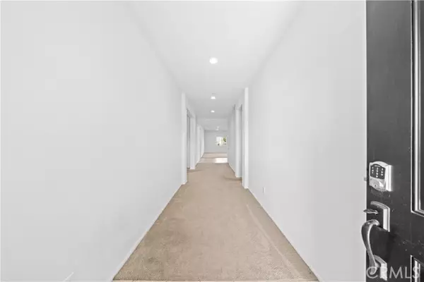 Ontario, CA 91761,2443 E Lewiston