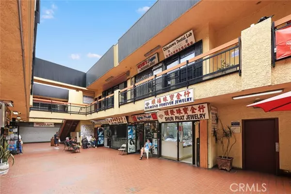 Los Angeles, CA 90012,818 N Broadway