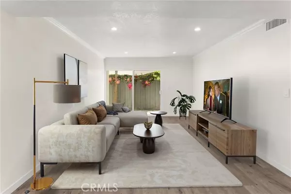 18620 Hatteras #173, Tarzana (los Angeles), CA 91356