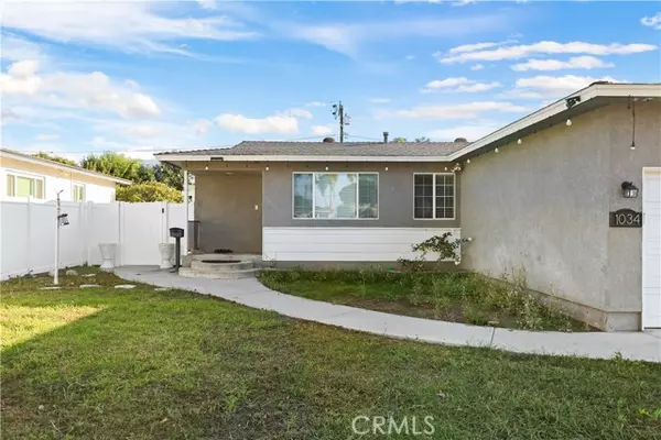 Orange, CA 92868,1034 W Maple Ave