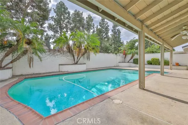 Cerritos, CA 90703,12536 Oakcreek