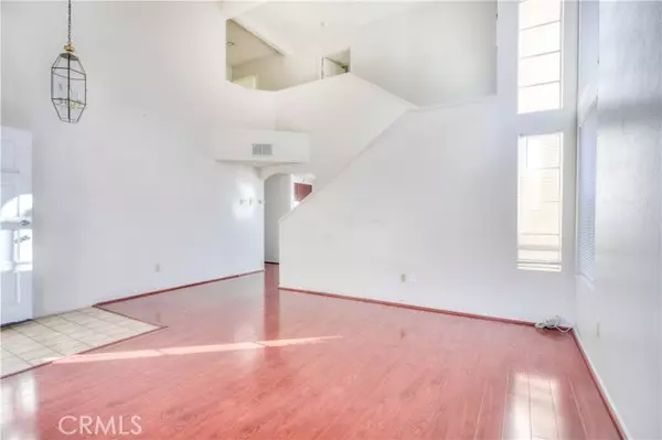 Moreno Valley, CA 92557,22355 Climbing Rose