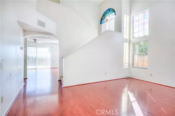 Moreno Valley, CA 92557,22355 Climbing Rose