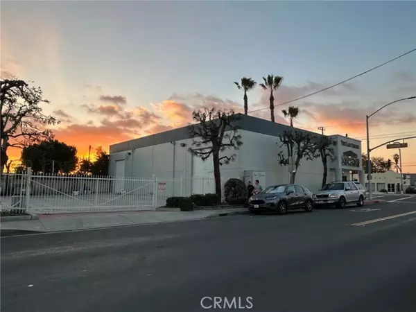 El Monte, CA 91733,2160 DURFEE