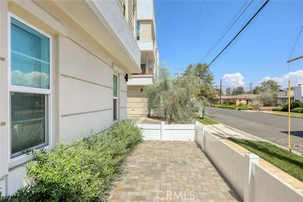 San Gabriel, CA 91776,137 Saint Francis