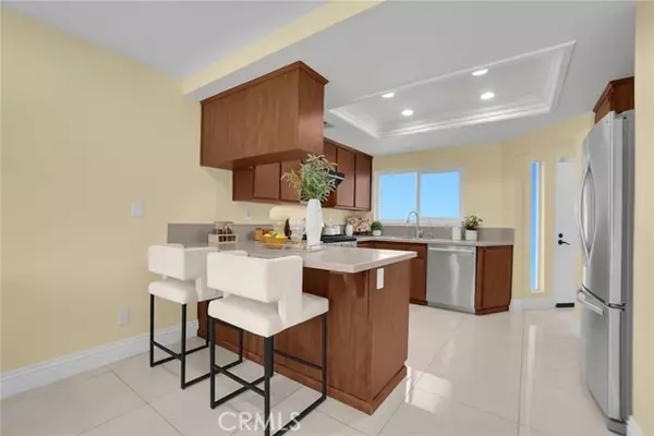 Diamond Bar, CA 91765,2101 Dublin Lane #2