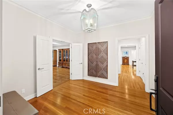 San Marino, CA 91108,2198 Melville