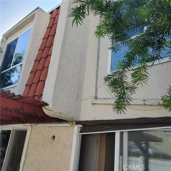 Whittier, CA 90601,1860 S Via Bandera