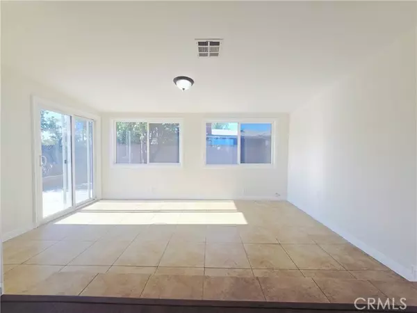 Pico Rivera, CA 90660,8324 Advent