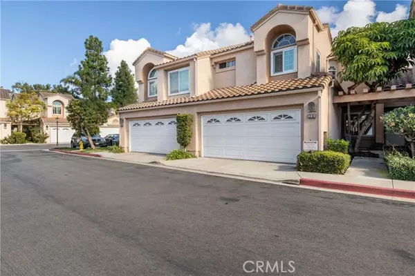 Irvine, CA 92614,28 Almador