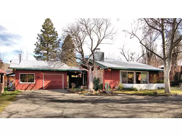 118 Main Street, Murphys, CA 95247