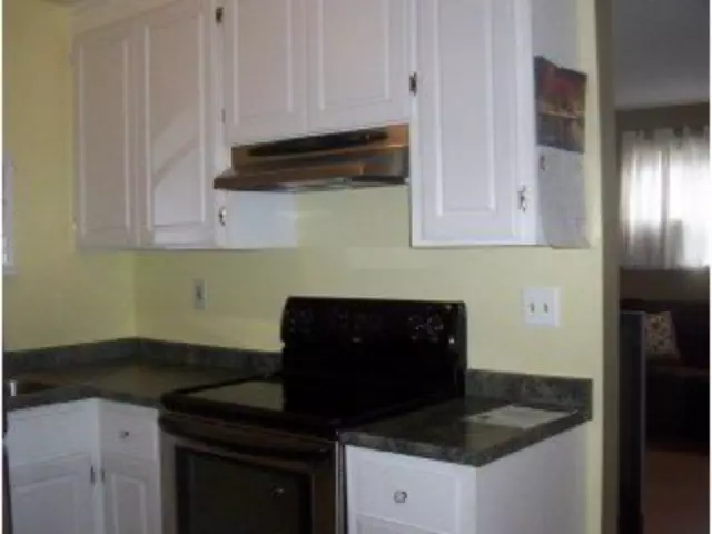 Campbell, CA 95008,535 VALLEY FORGE Way #2