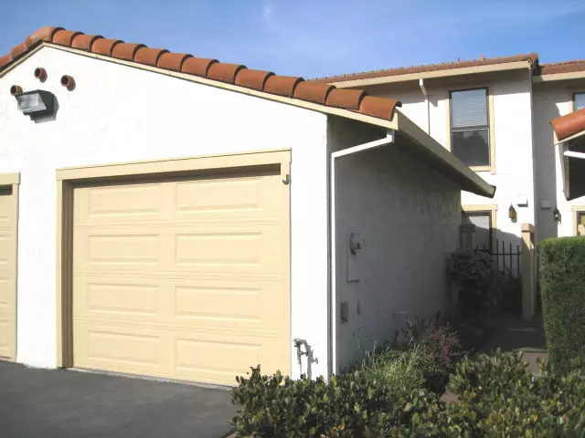 Campbell, CA 95008,433 W RINCON Avenue #J