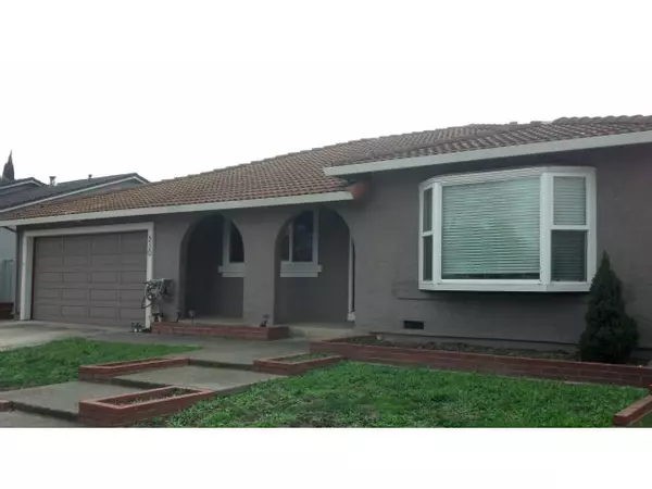 310 LONDON Drive, Gilroy, CA 95020