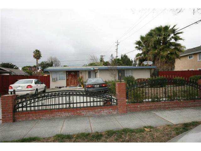 1073 BURNTWOOD Avenue, Sunnyvale, CA 94089