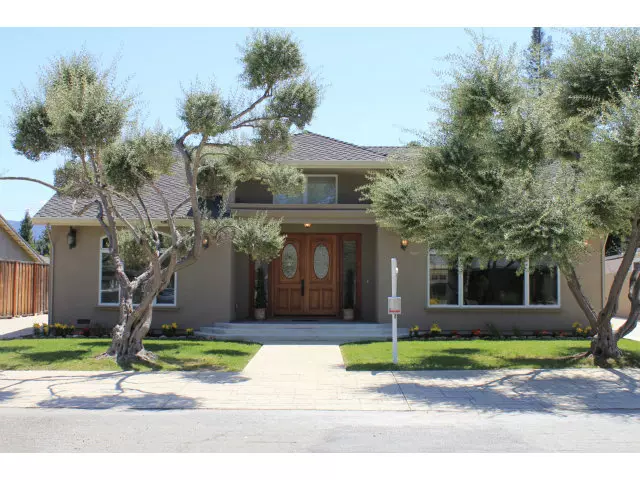 Campbell, CA 95008,1062 LUCOT Way