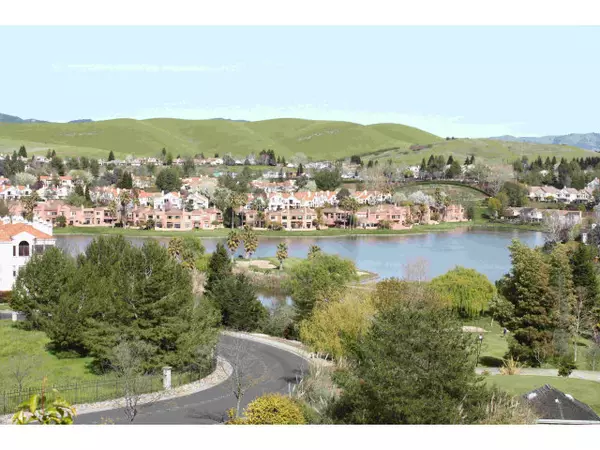 704 LAKEMONT Place #5, San Ramon, CA 94582