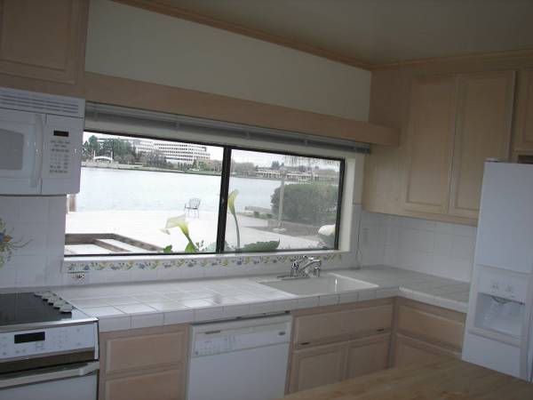 875 BALBOA Lane, Foster City, CA 94404