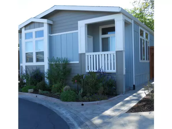 49 Creekside Drive, Morgan Hill, CA 95037