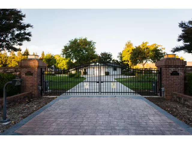 Morgan Hill, CA 95037,9800 LANTZ Drive