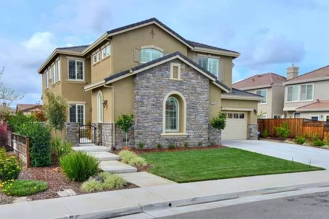 Morgan Hill, CA 95037,18285 Los Padres