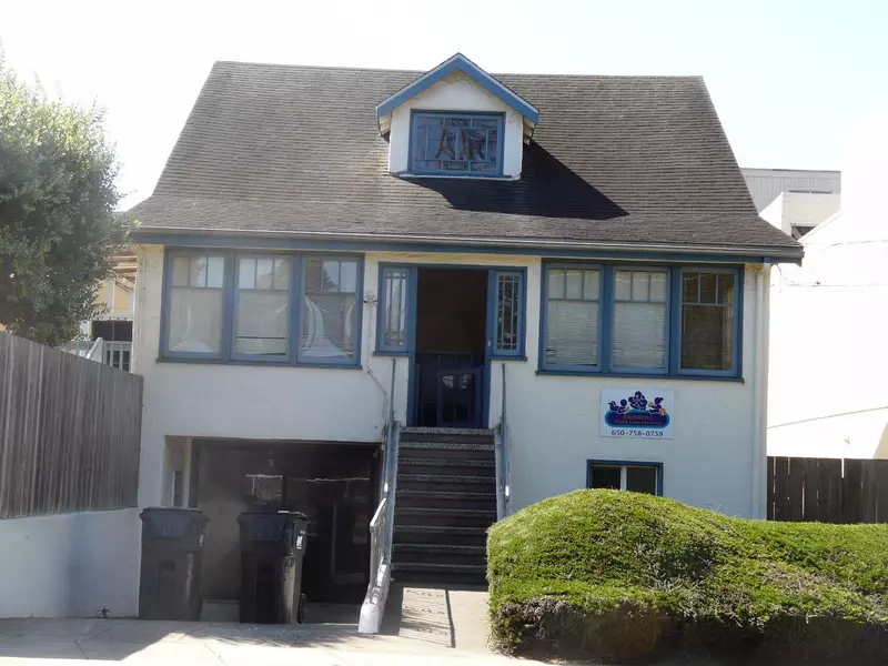 221 S Parkview Avenue, Daly City, CA 94014