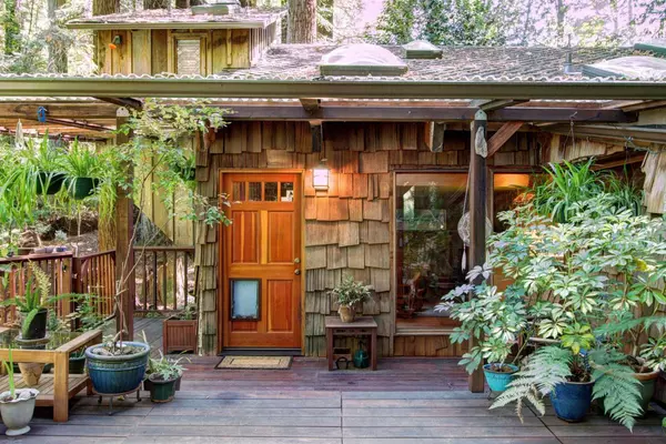 899 Brookside Drive, Felton, CA 95018