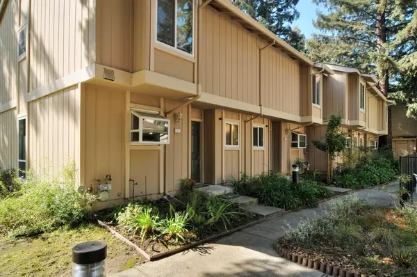 201 Flynn Avenue #16, Mountain View, CA 94043