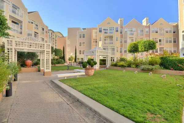 550 Ortega Avenue #A202, Mountain View, CA 94040