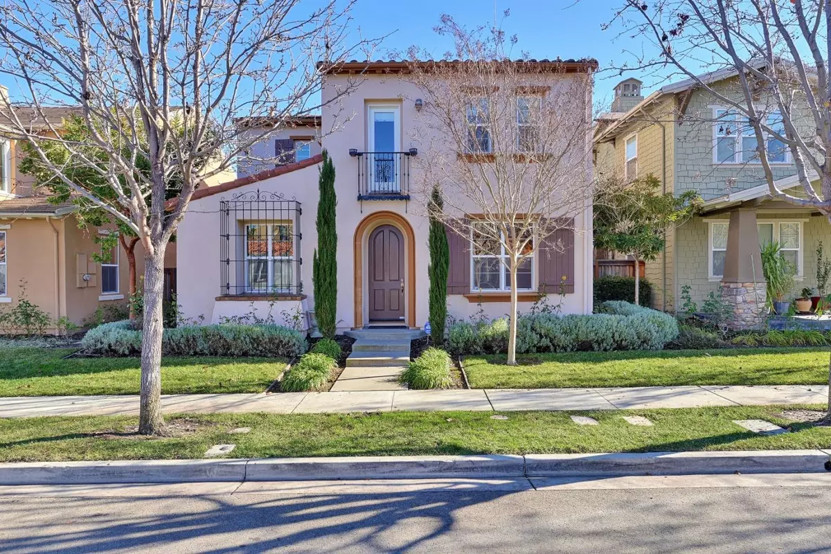 San Ramon, CA 94582,2391 Magnolia Bridge Drive