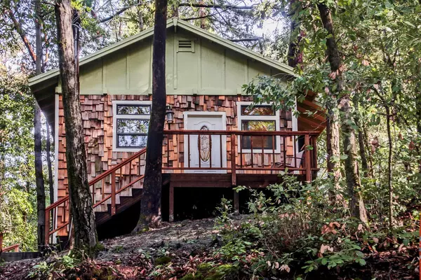 193 Pine Avenue, Felton, CA 95018