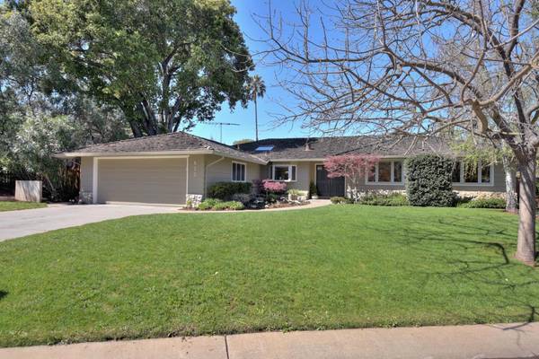 832 Starlite Lane, Los Altos, CA 94024