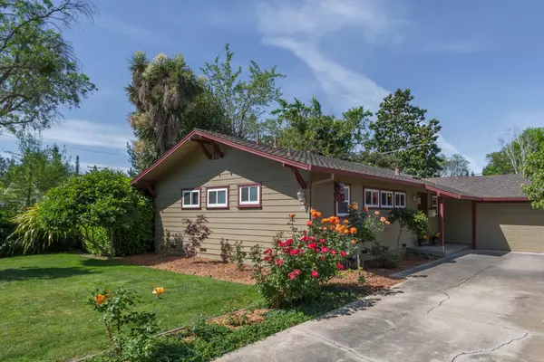 1570 Nilda Avenue, Mountain View, CA 94040