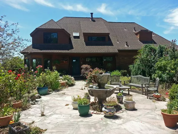 585 Eagle Tree Lane, Felton, CA 95018