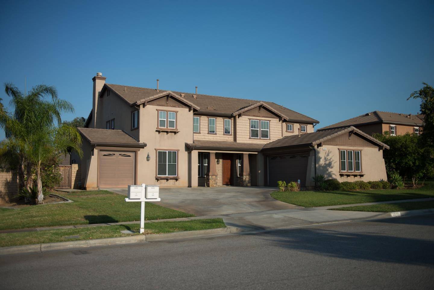 2015 Eureka Street, Corona, CA 92882