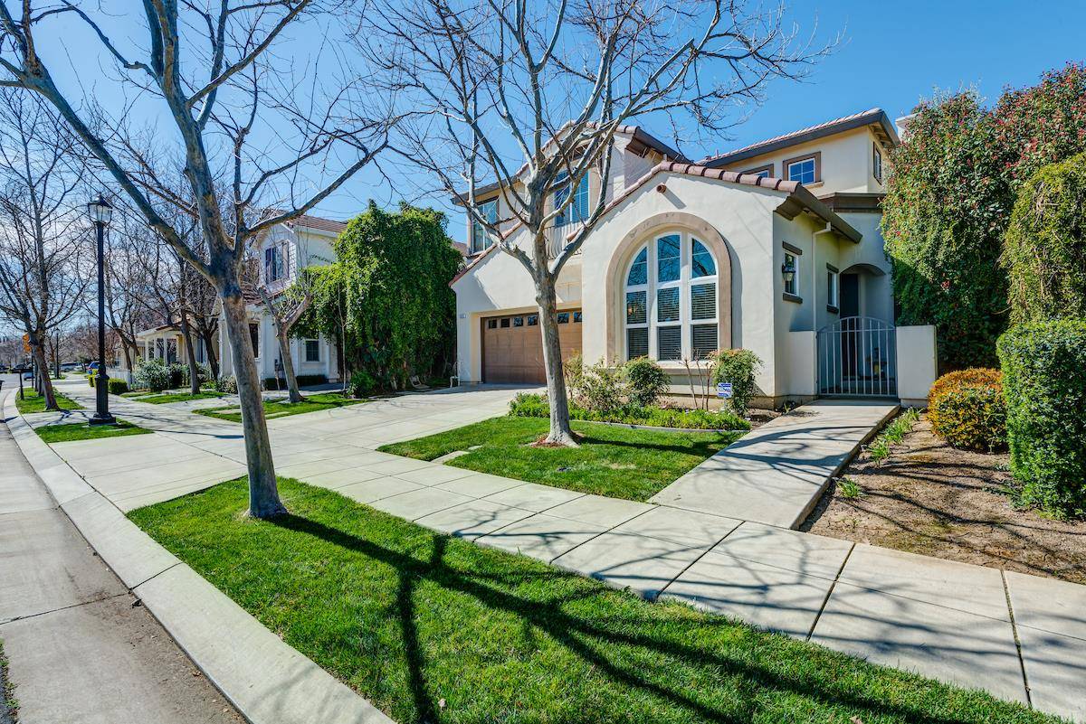 335 S Tradition Street, Mountain House, CA 95391