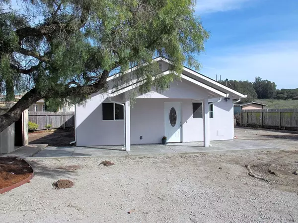 81 Oak Road, Royal Oaks, CA 95076