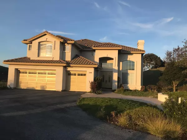 27860 Crowne Point Drive, Salinas, CA 93908
