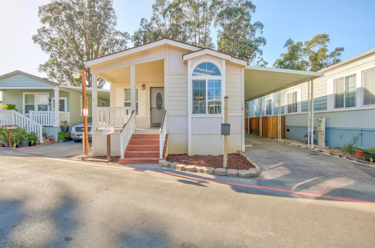 Salinas, CA 93907,17779 Vierra Canyon Road #18