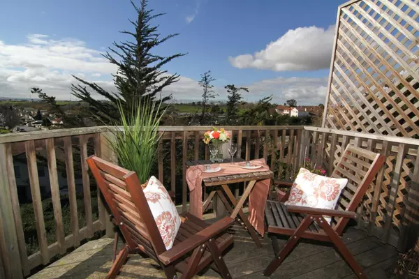 1277 Nogal Drive #B, Salinas, CA 93905