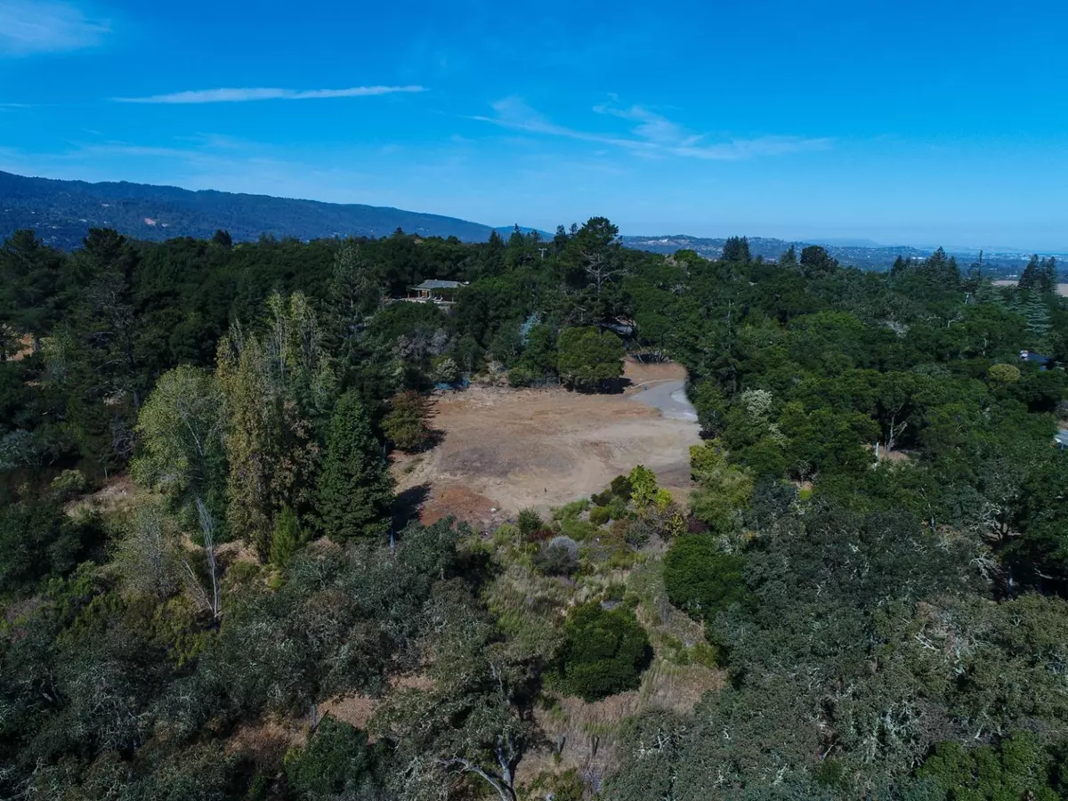 Portola Valley, CA 94028,385 Westridge Drive