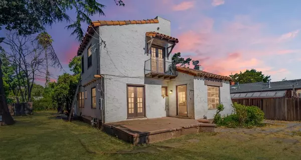 2081 Oakwood Drive, East Palo Alto, CA 94303