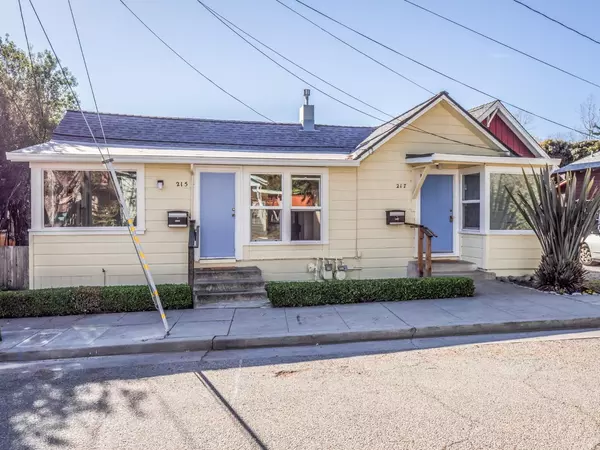 215 + 217 Roberts Street, Santa Cruz, CA 95060