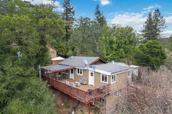 230 Riverview Drive, Boulder Creek, CA 95006